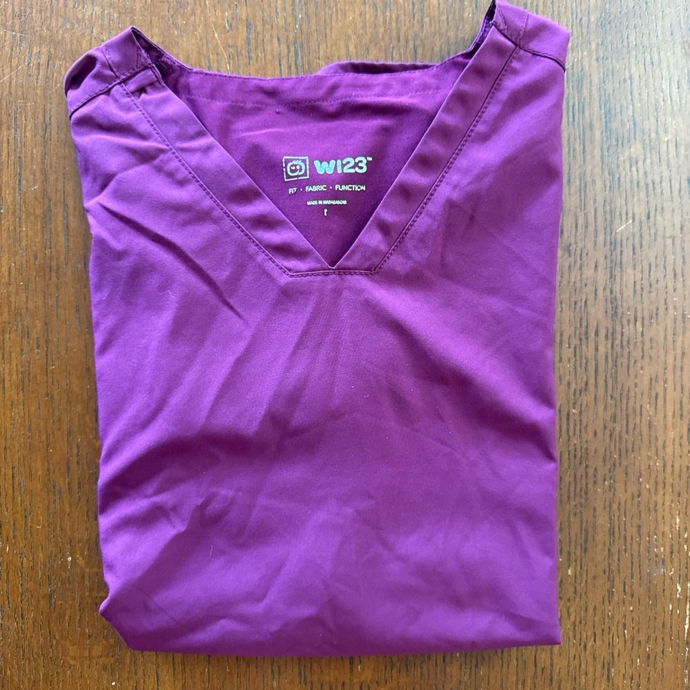 WonderWink Women's scrub top